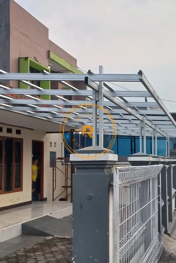 jasa pasang atap baja ringan renovasibajaringan alderon 01 jasa pasang atap baja ringan renovasibajaringan alderon 01